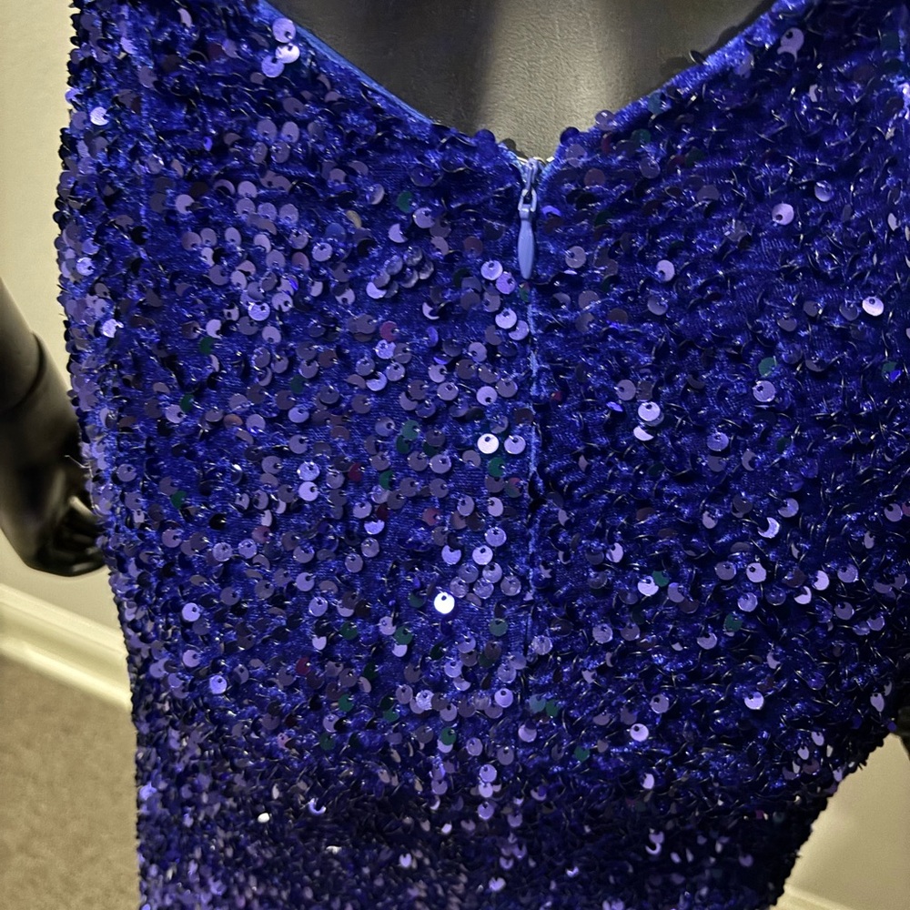Blue sequin low cut halter fitted formal dress fishtail bottom XS 0 2 - Picture 7 of 11